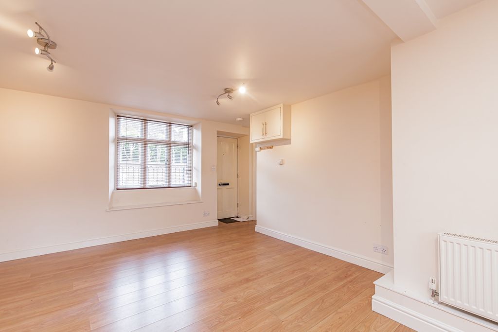 Property photo 3 of 6 158633