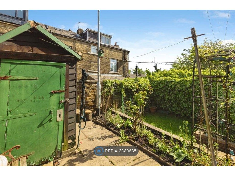 Property photo 3 of 16
