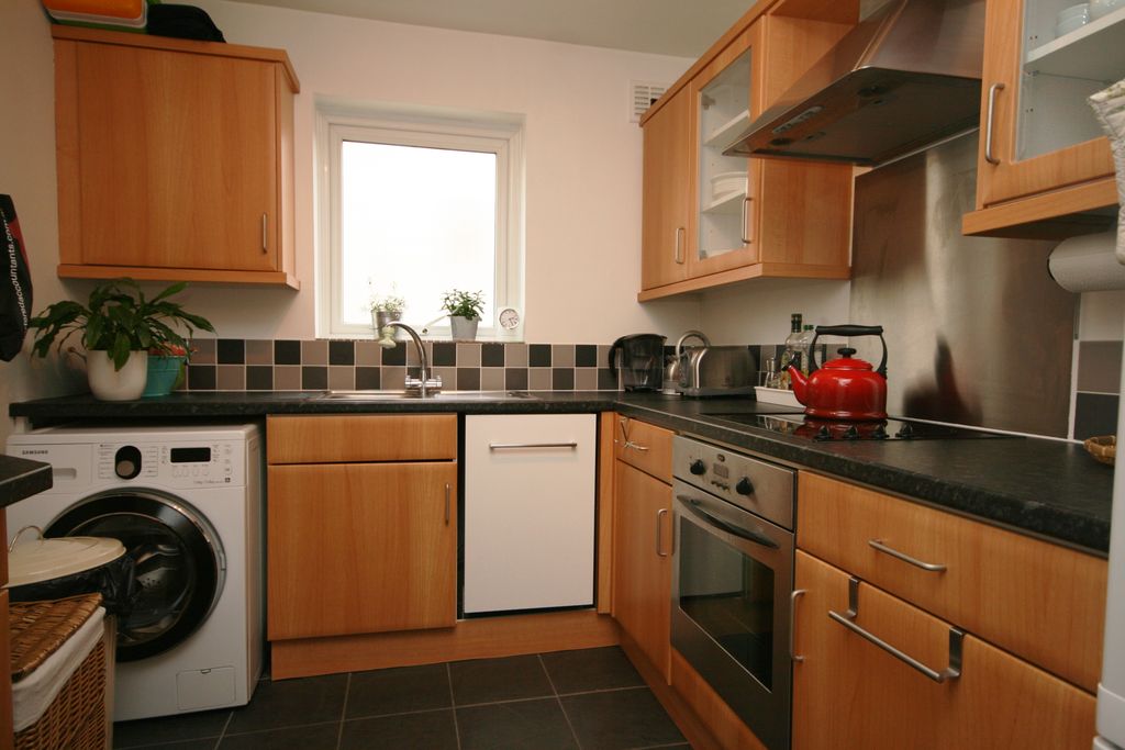 Property photo 3 of 5