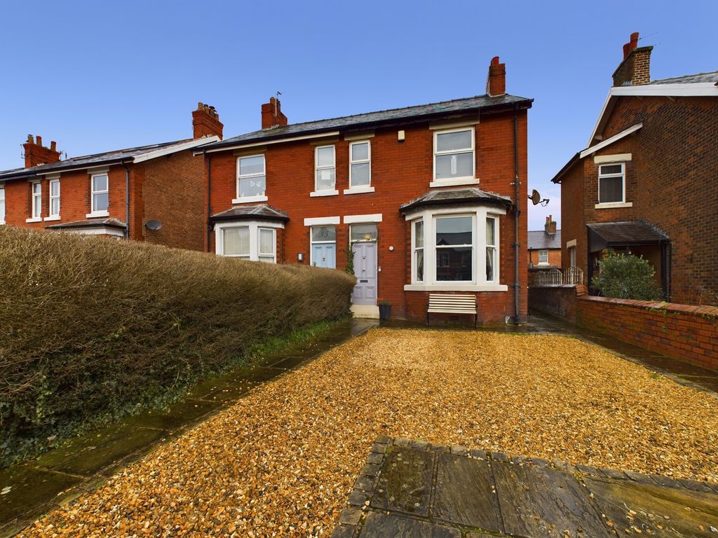 Property photo 1 of 26
