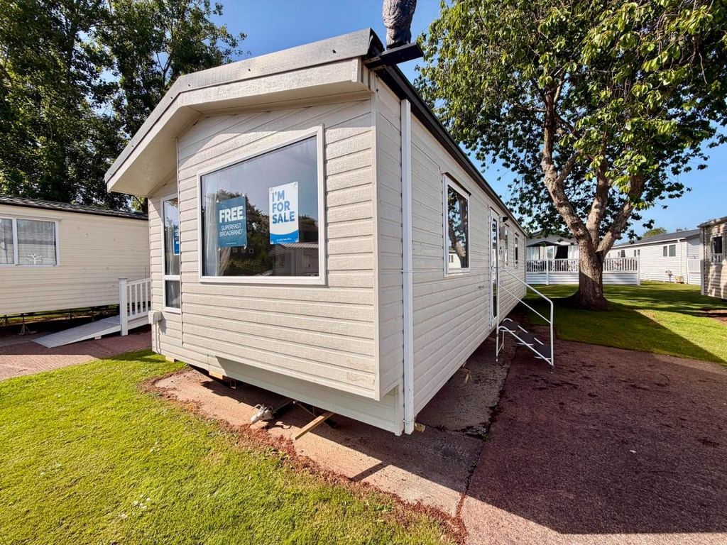 Property photo 1 of 14 Atlas Moonstone 2019 Car0061701 138730998.Jpeg