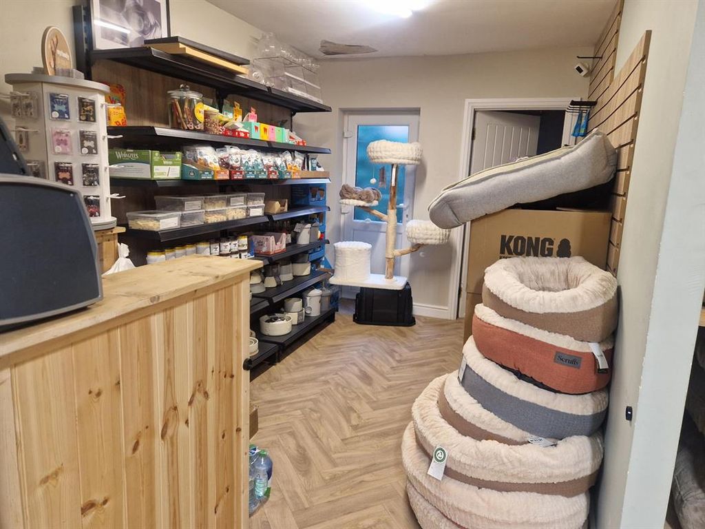 Property photo 2 of 2 Photo