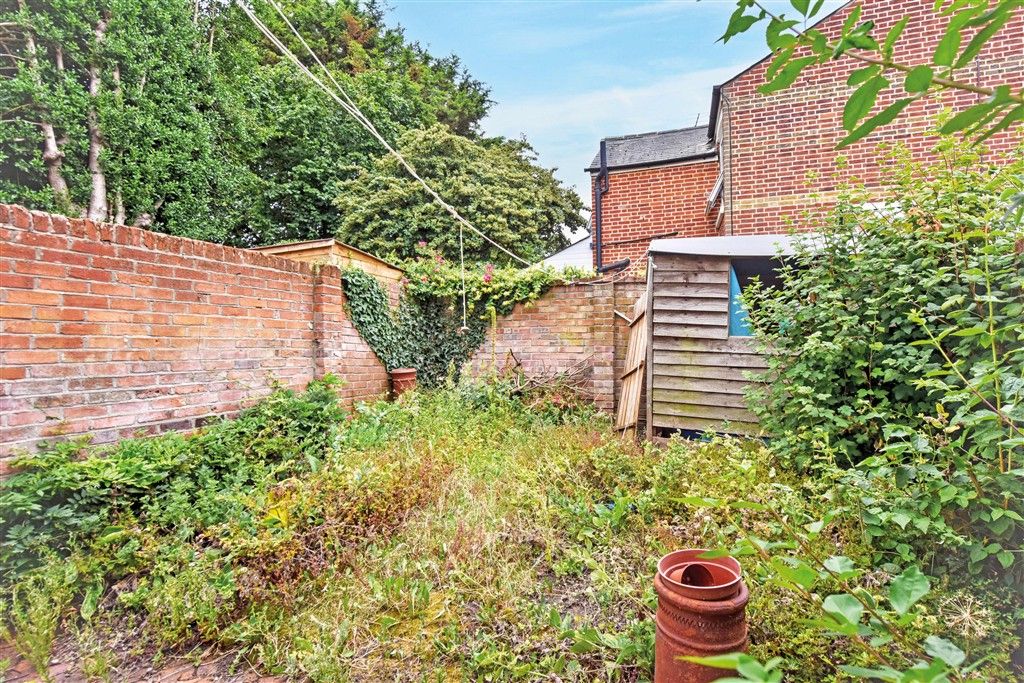 Property photo 2 of 8