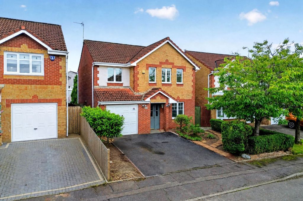Property photo 1 of 30