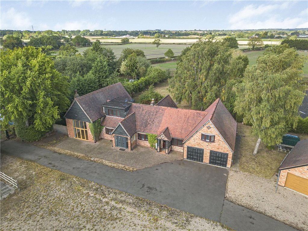 Property photo 3 of 32 Picture 3