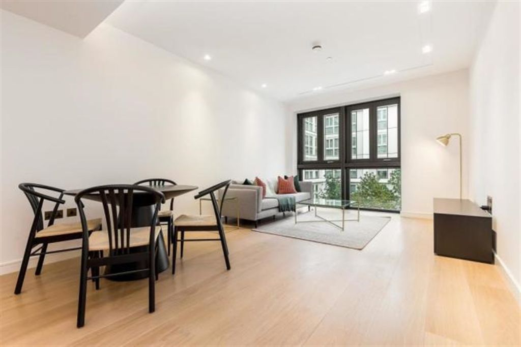 Property photo 2 of 12 Reception