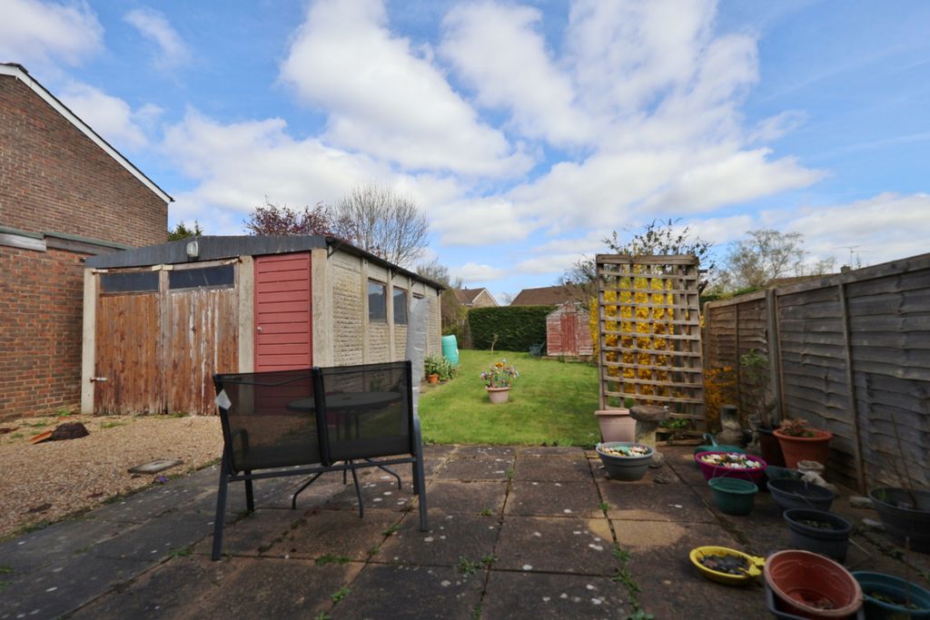 Property photo 2 of 36