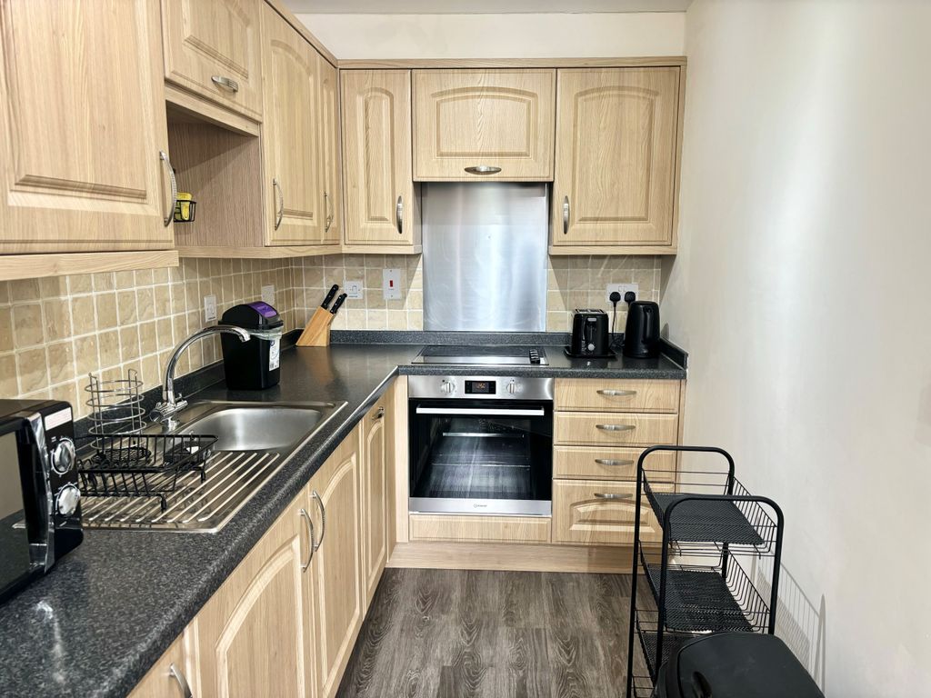 Property photo 2 of 12
