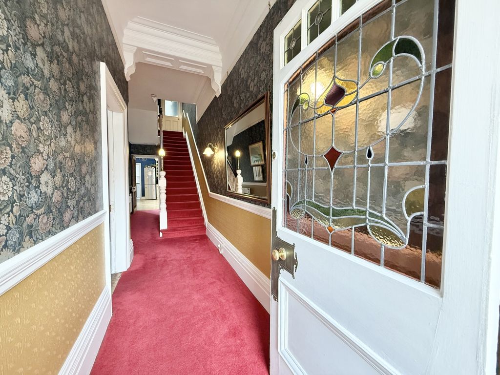 Property photo 3 of 35 Img_7080