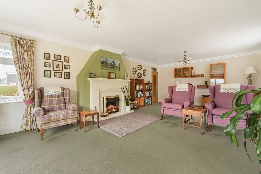 Property photo 3 of 31 Picture No. 84
