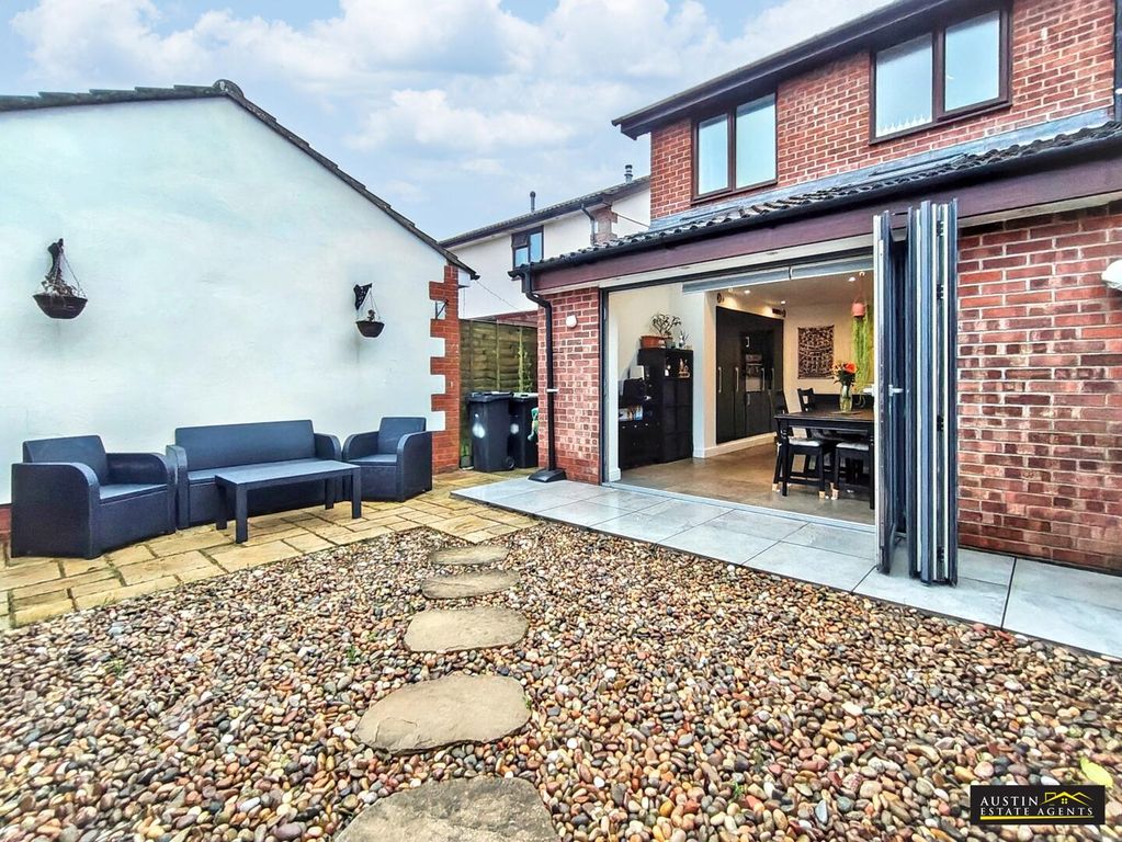 Property photo 3 of 18 Rear Garden