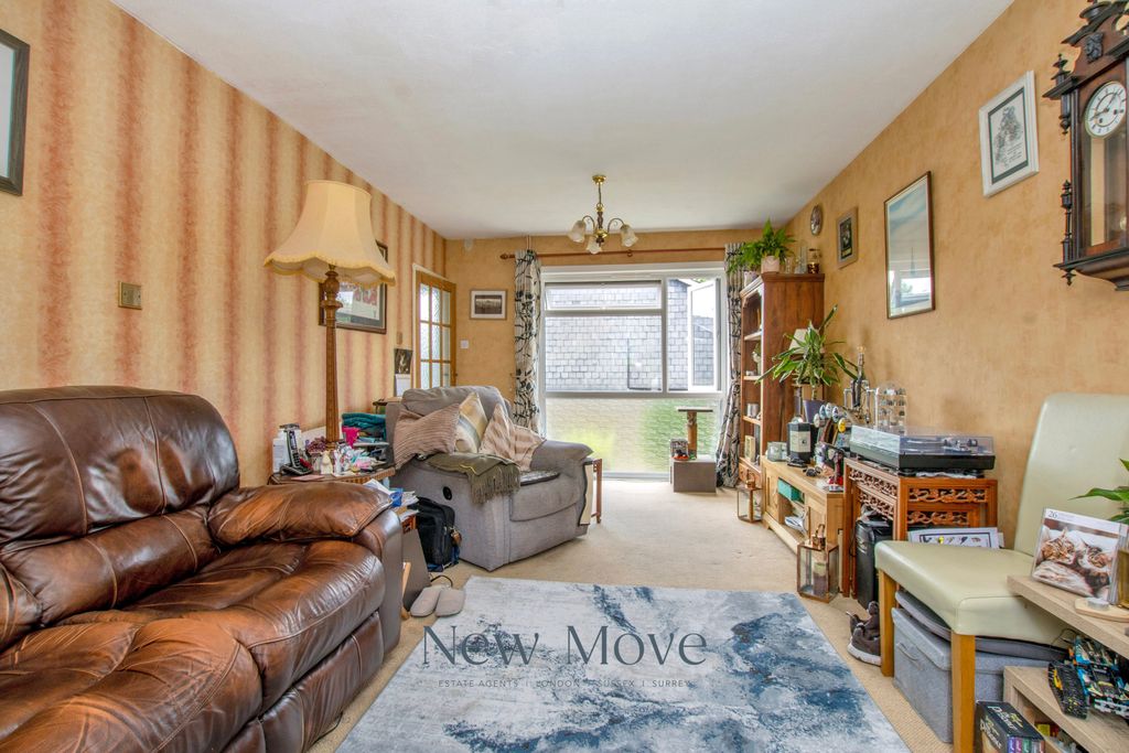Property photo 3 of 16 Gallery