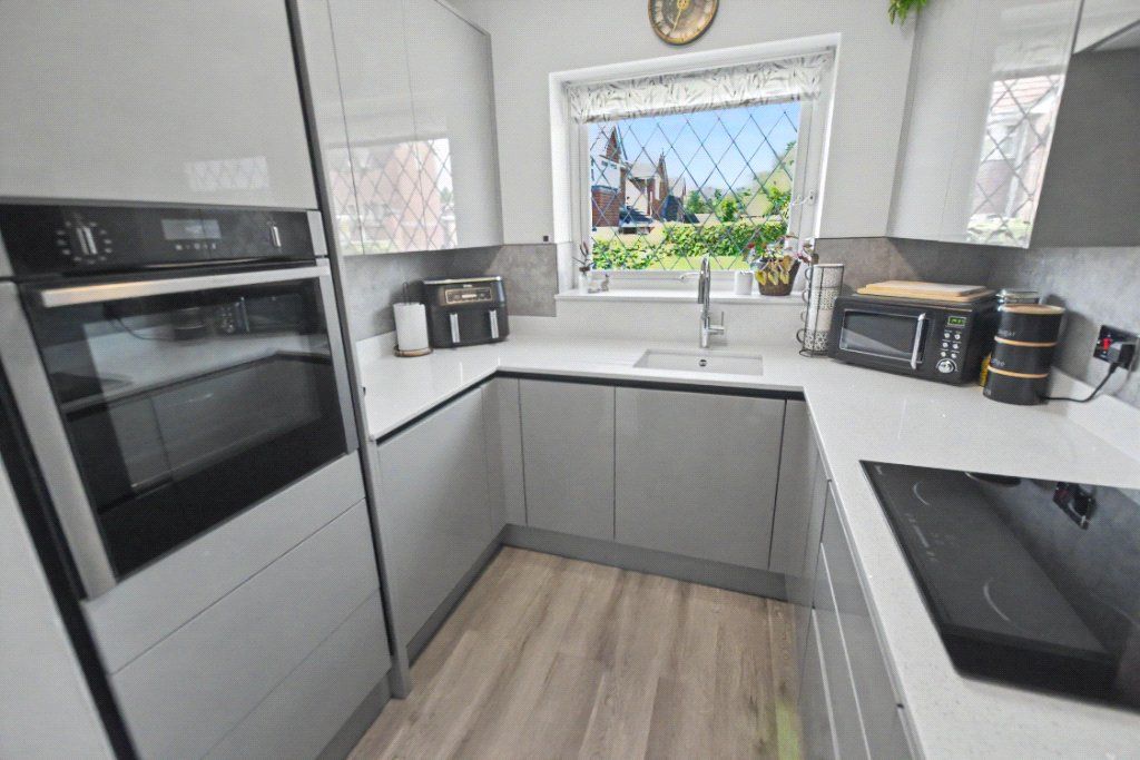 Property photo 3 of 21 Picture No. 04