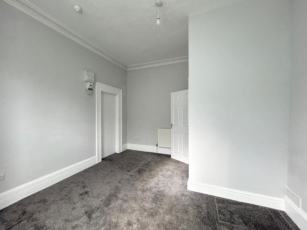 Property photo 2 of 4 Image00022