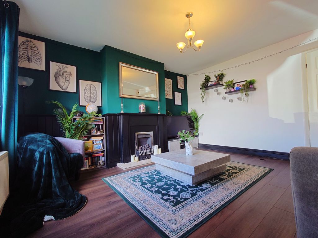 Property photo 2 of 24