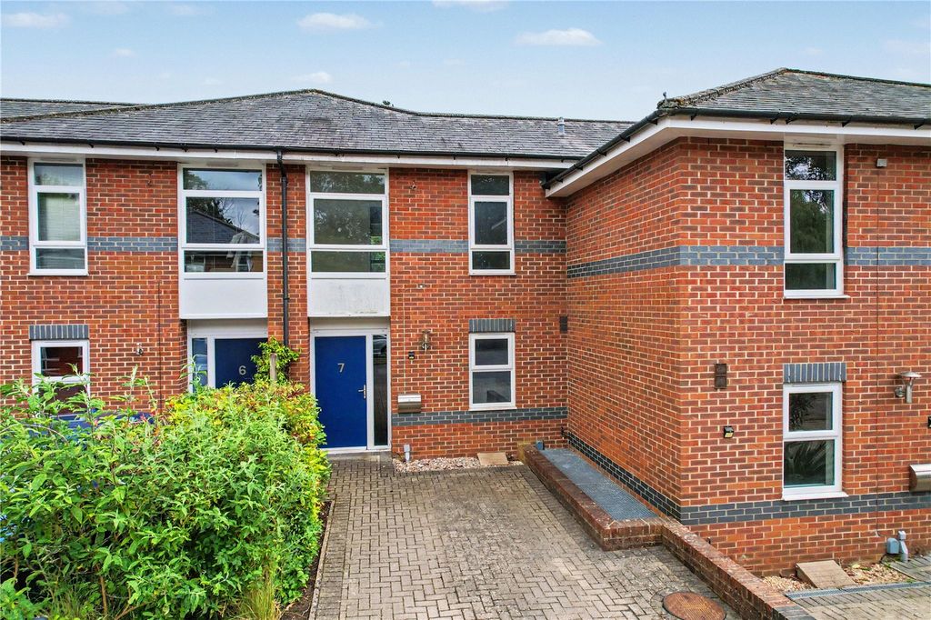 Property photo 1 of 12 Picture No. 01