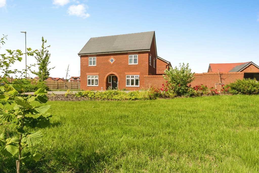 Property photo 1 of 18 Pbox-Img.Jpg