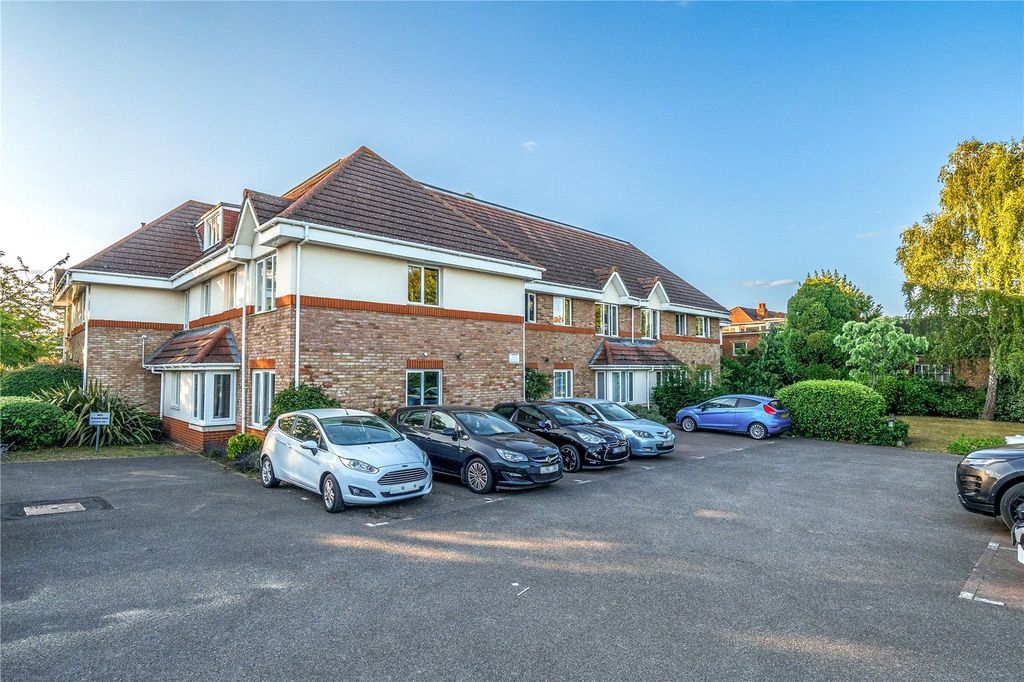 Property photo 1 of 19 Picture No. 09