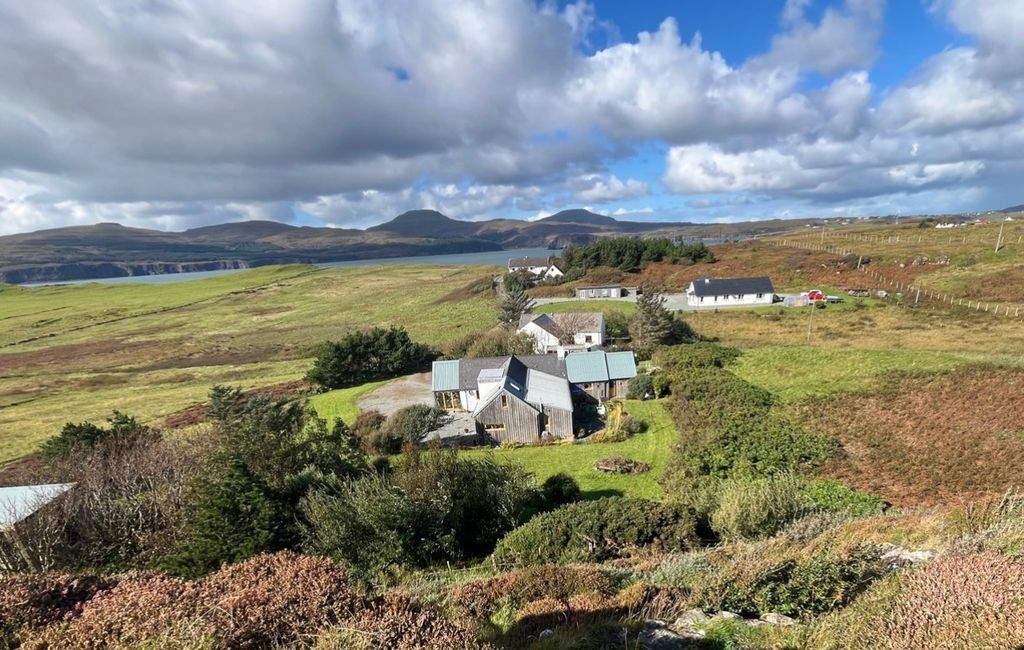 Property photo 1 of 36