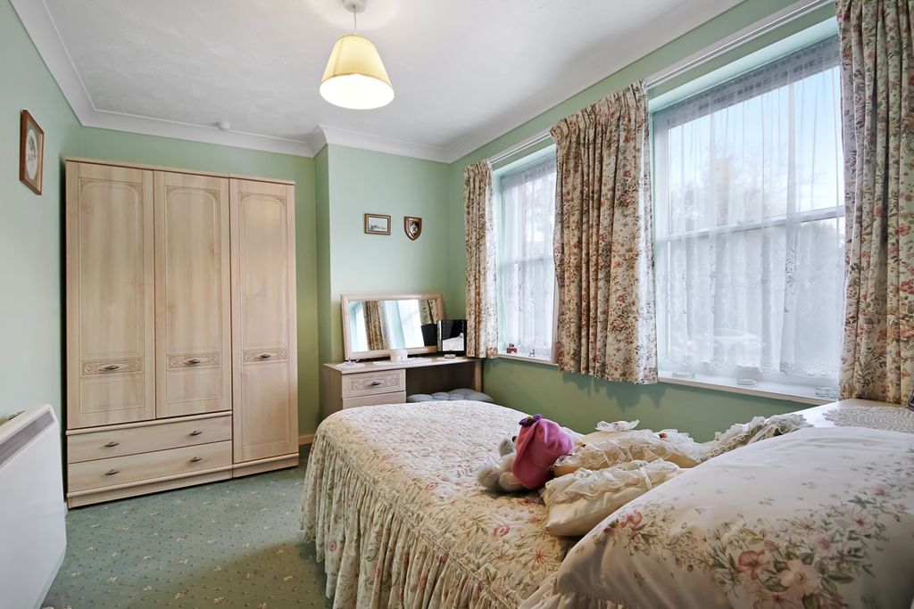 Additional image 5 of 2 bed flat for saleFairfield Road, East Grinstead RH19