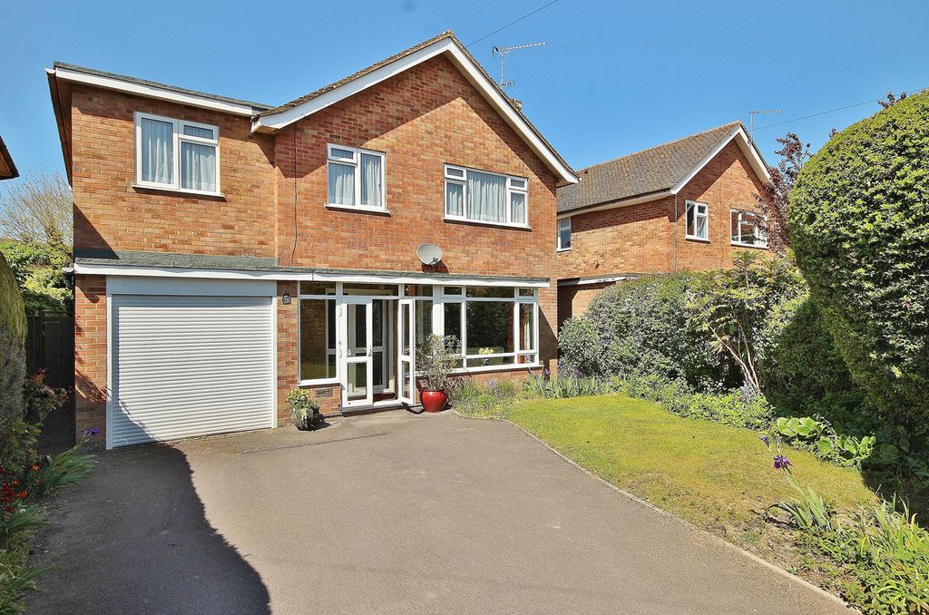 Property photo 1 of 17