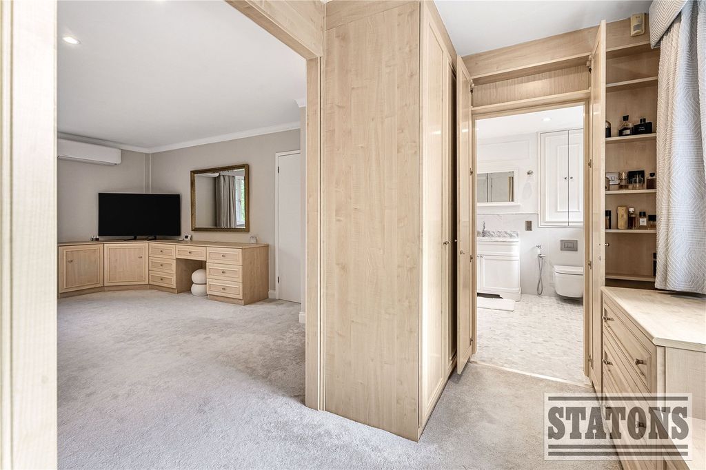 Additional image 26 of 5 bed detached house for saleFoxes Lane, Welham Green, North Mymms, Hatfield AL9