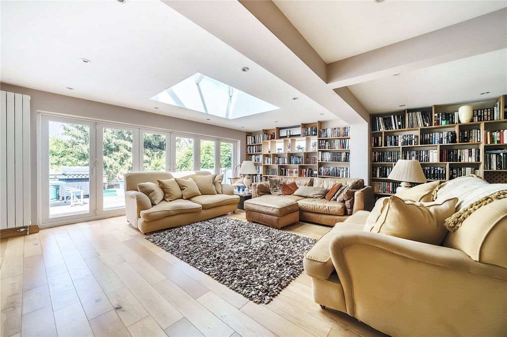 Property photo 2 of 10 Picture No. 49