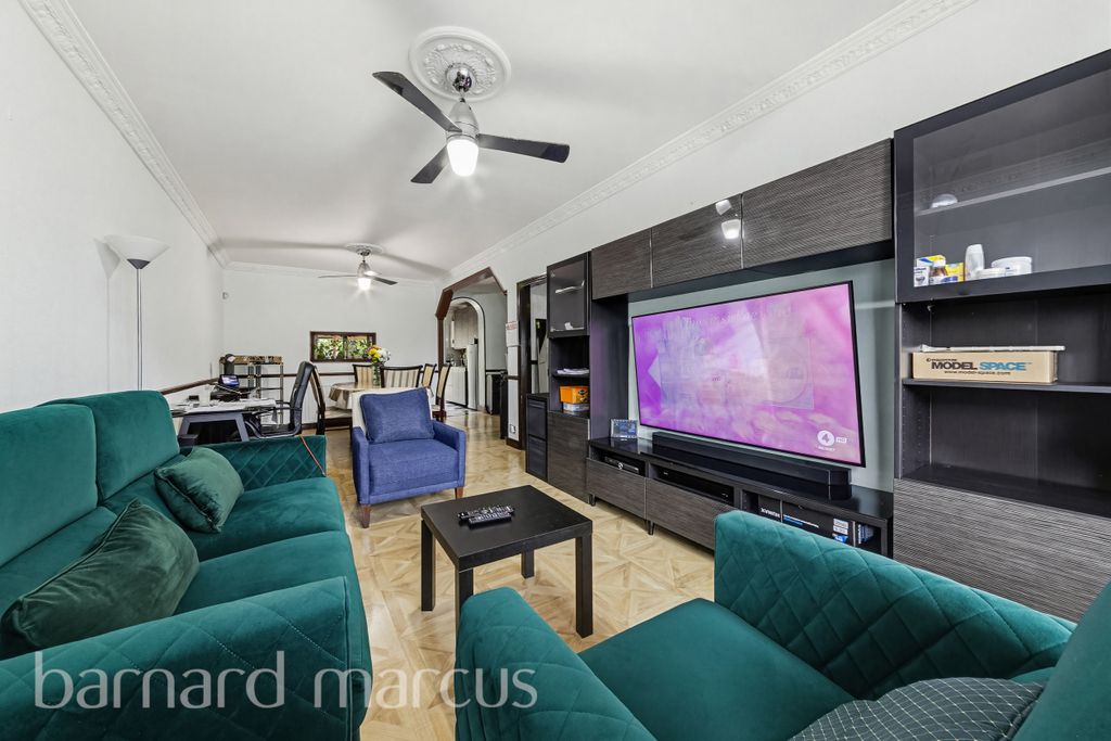 Property photo 1 of 9 Image