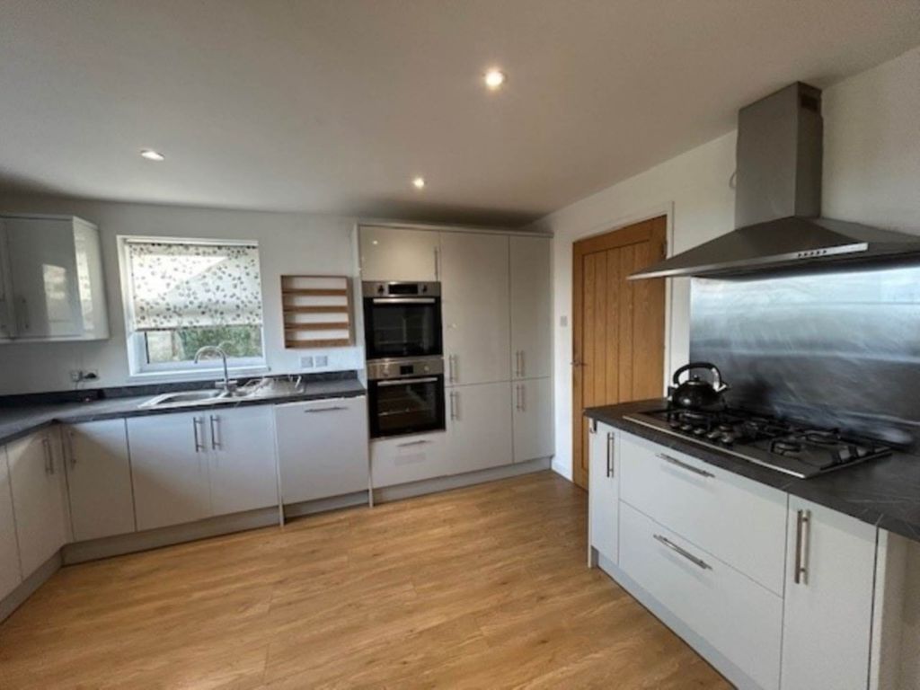 Additional image 5 of 3 bed detached bungalow to rentSt. Clether PL15