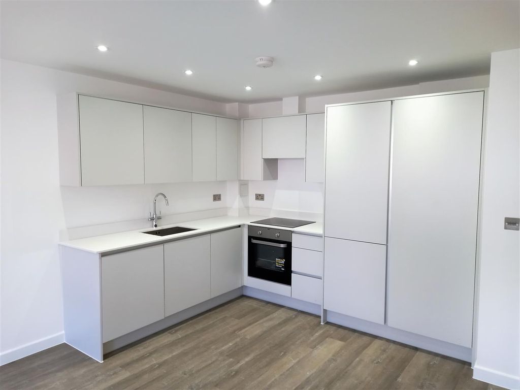 Property photo 2 of 4 Flat 1 Kit.Jpg