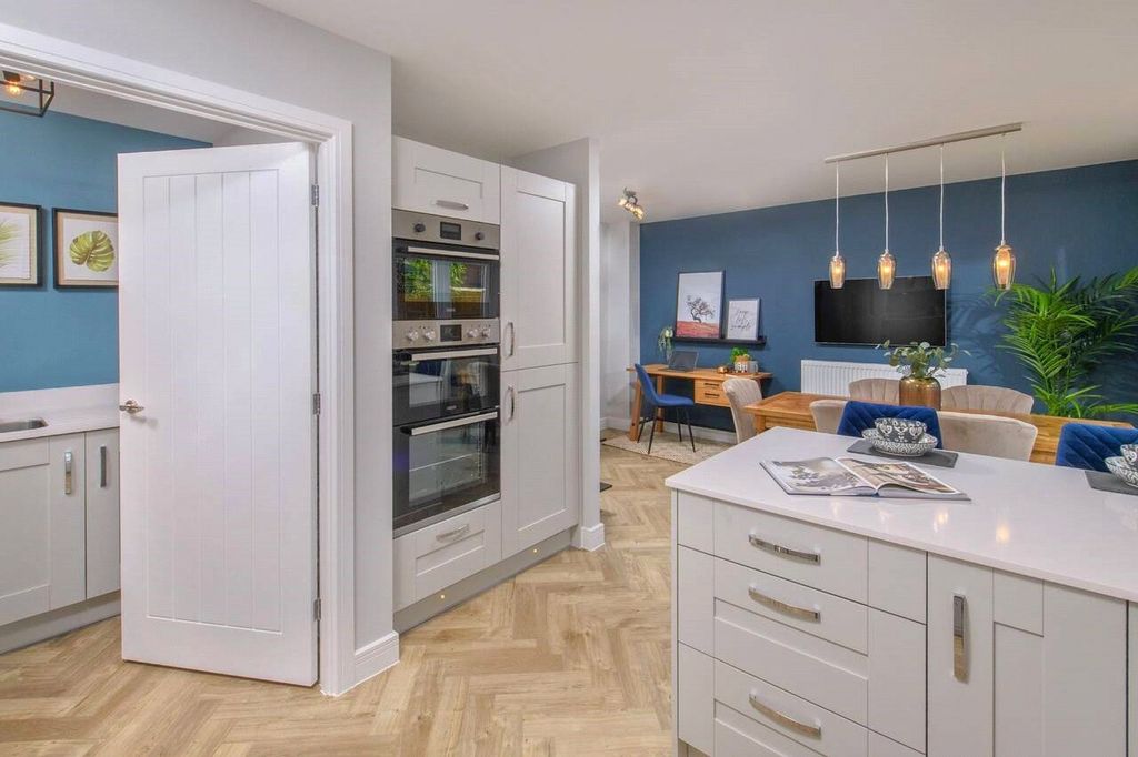 Property photo 2 of 19 Picture No. 09