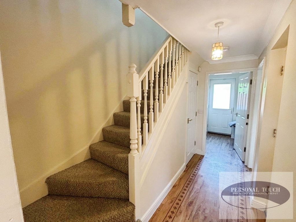 Property photo 2 of 19 Pbox-Img.Jpg