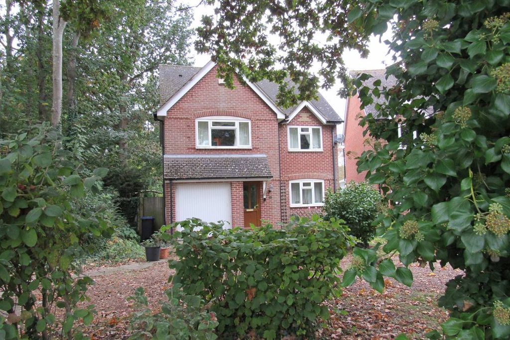 Property photo 2 of 23