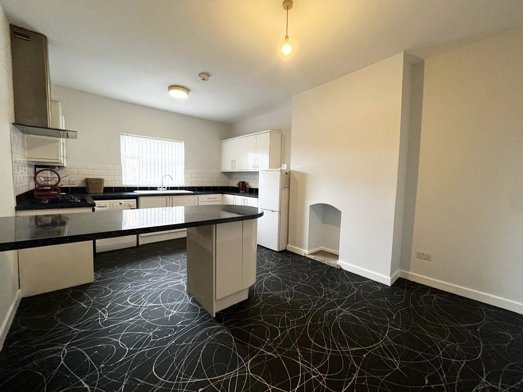 Property photo 3 of 12 Picture No. 12