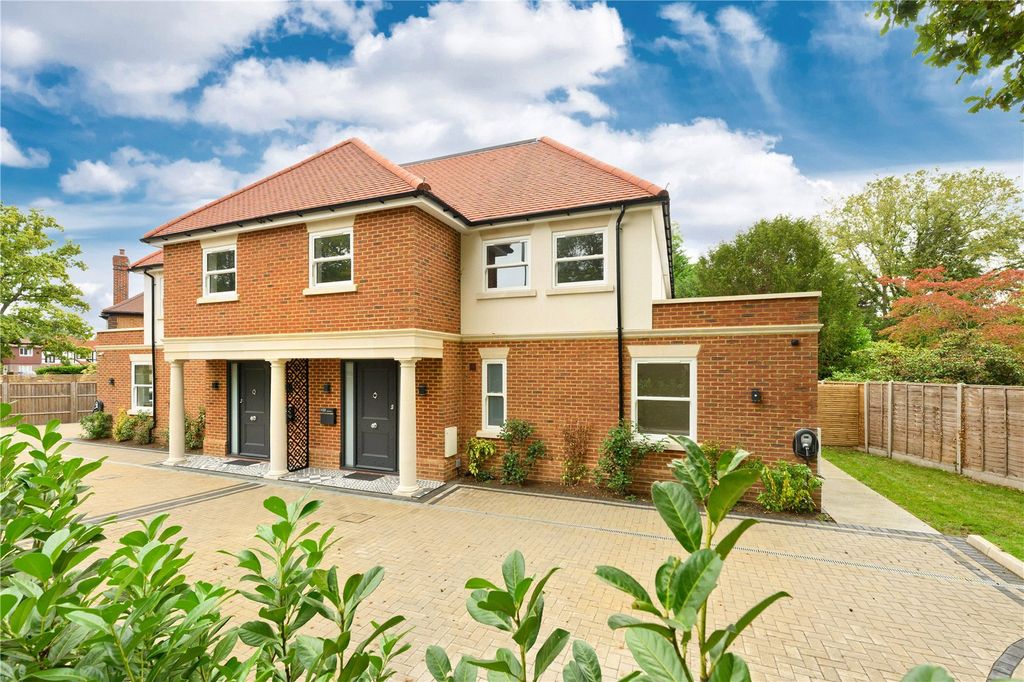 Property photo 1 of 17 Front External