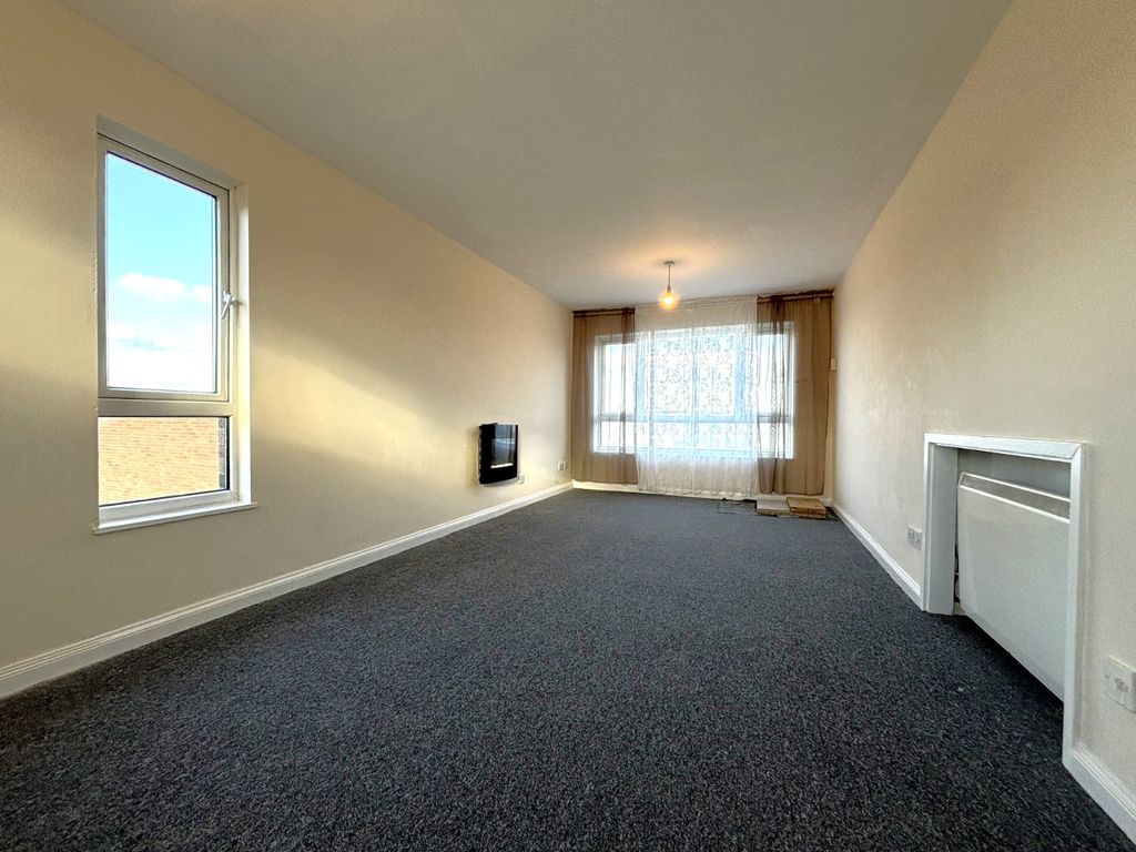 Property photo 2 of 6 Picture No. 16