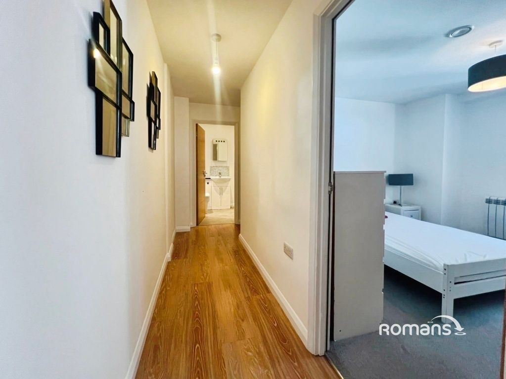 Property photo 2 of 7 Pbox-Img.Jpg