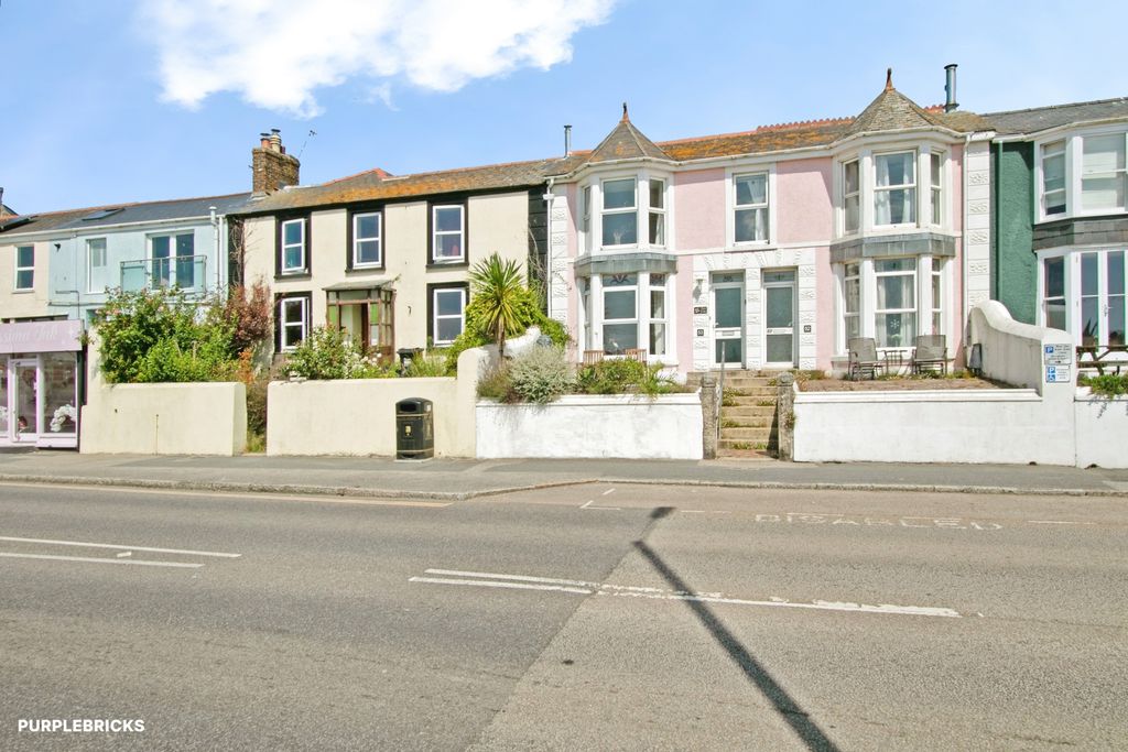 Property photo 1 of 42
