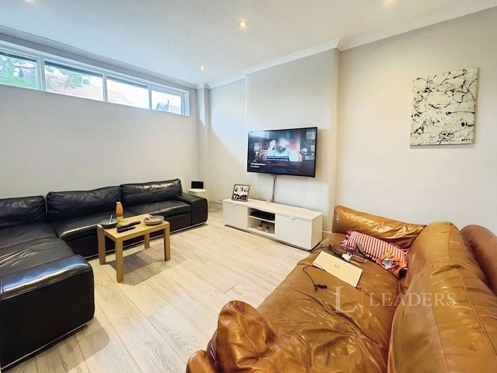 Property photo 2 of 10 Picture No. 02