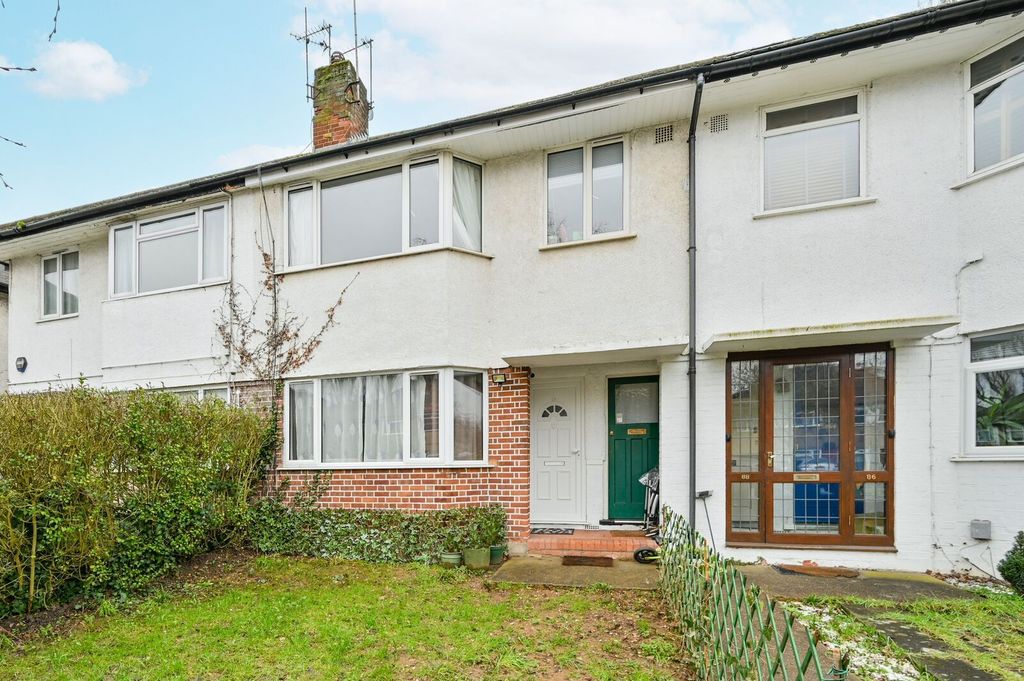 Property photo 2 of 8