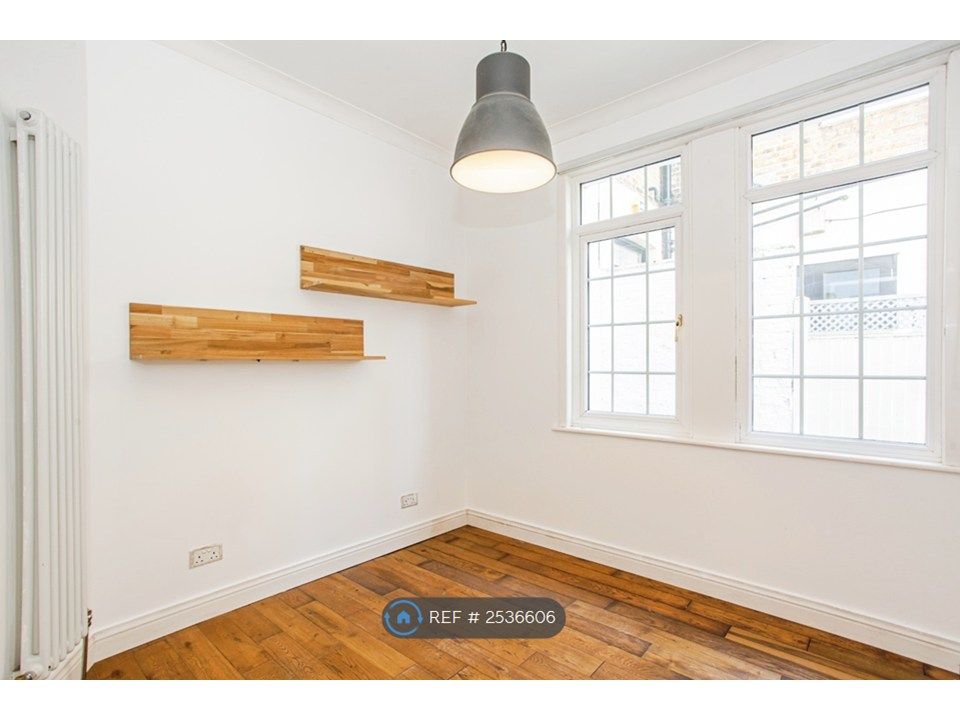 Property photo 3 of 5