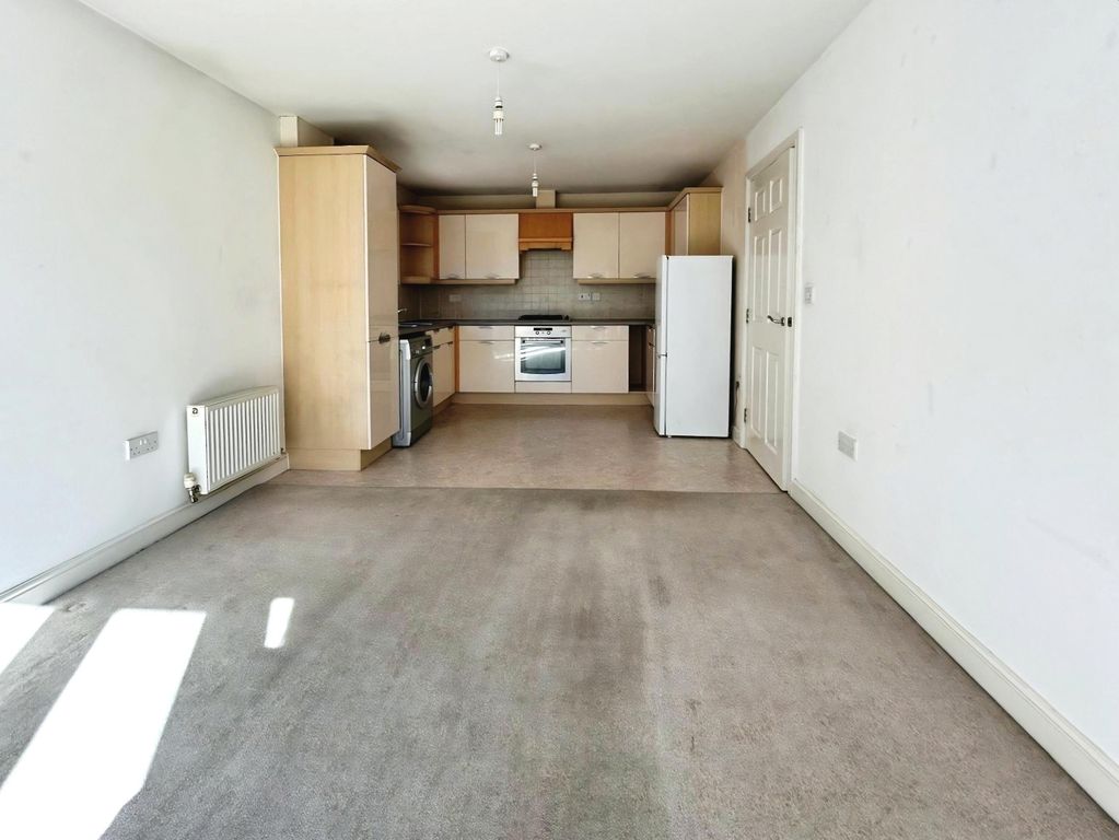 Property photo 3 of 11 Pbox-Img.Jpg