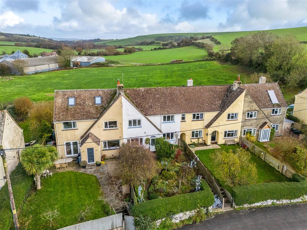 Property photo 1 of 19 Front Elevation