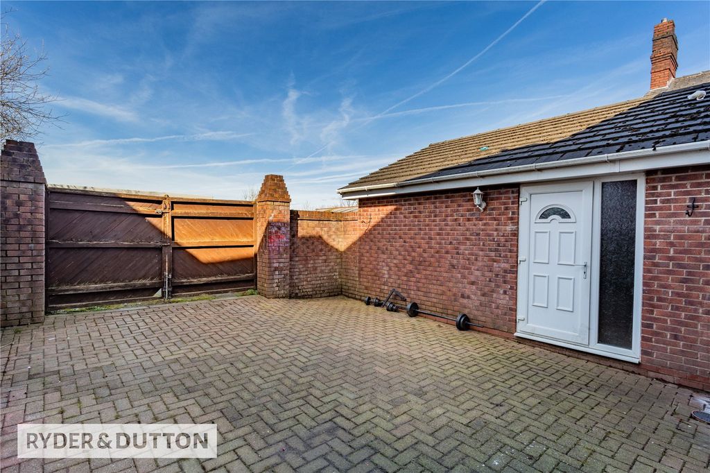 Property photo 2 of 21 Picture No. 19