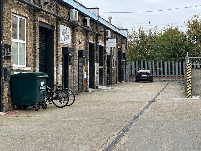 Property photo 2 of 9