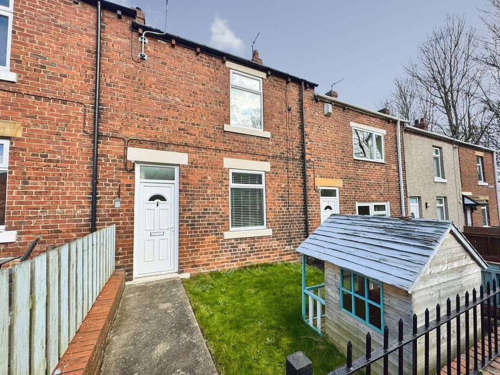 Property photo 1 of 7 Photo 4