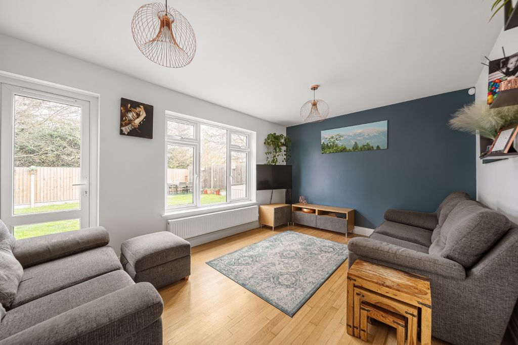 Property photo 3 of 29 5009923