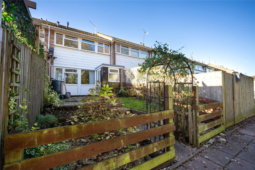 Property photo 1 of 21 Picture No. 02