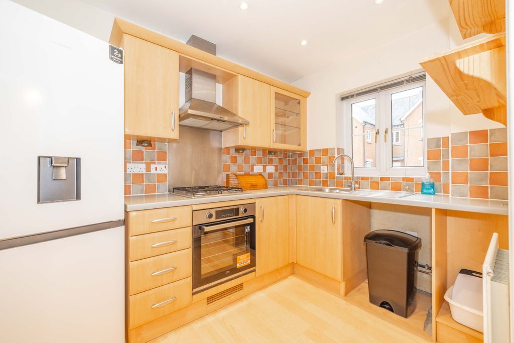 Property photo 3 of 11 Picture 3