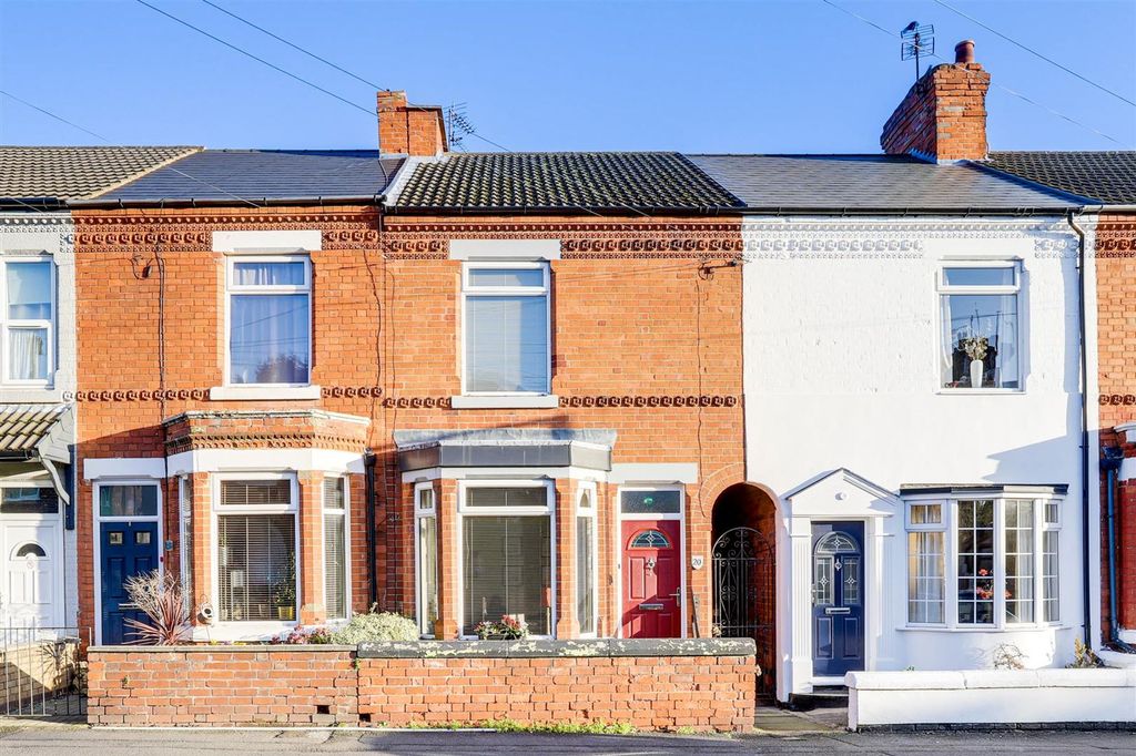 Property photo 1 of 19